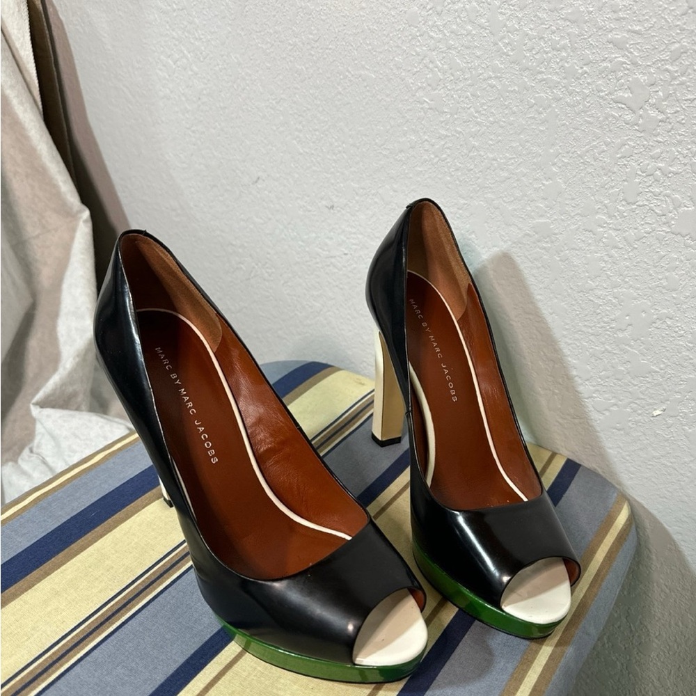 Marc Jacob colorblock Peep-Toe Heels